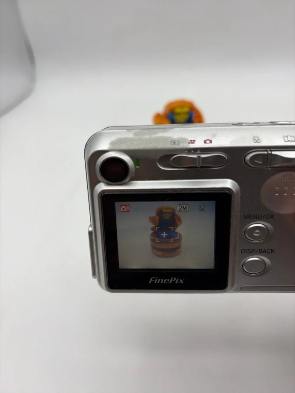 Fuji Fujifilm FinePix A345 4.1 MP Digital Camera w/ 516MB XD Picture Card Tested